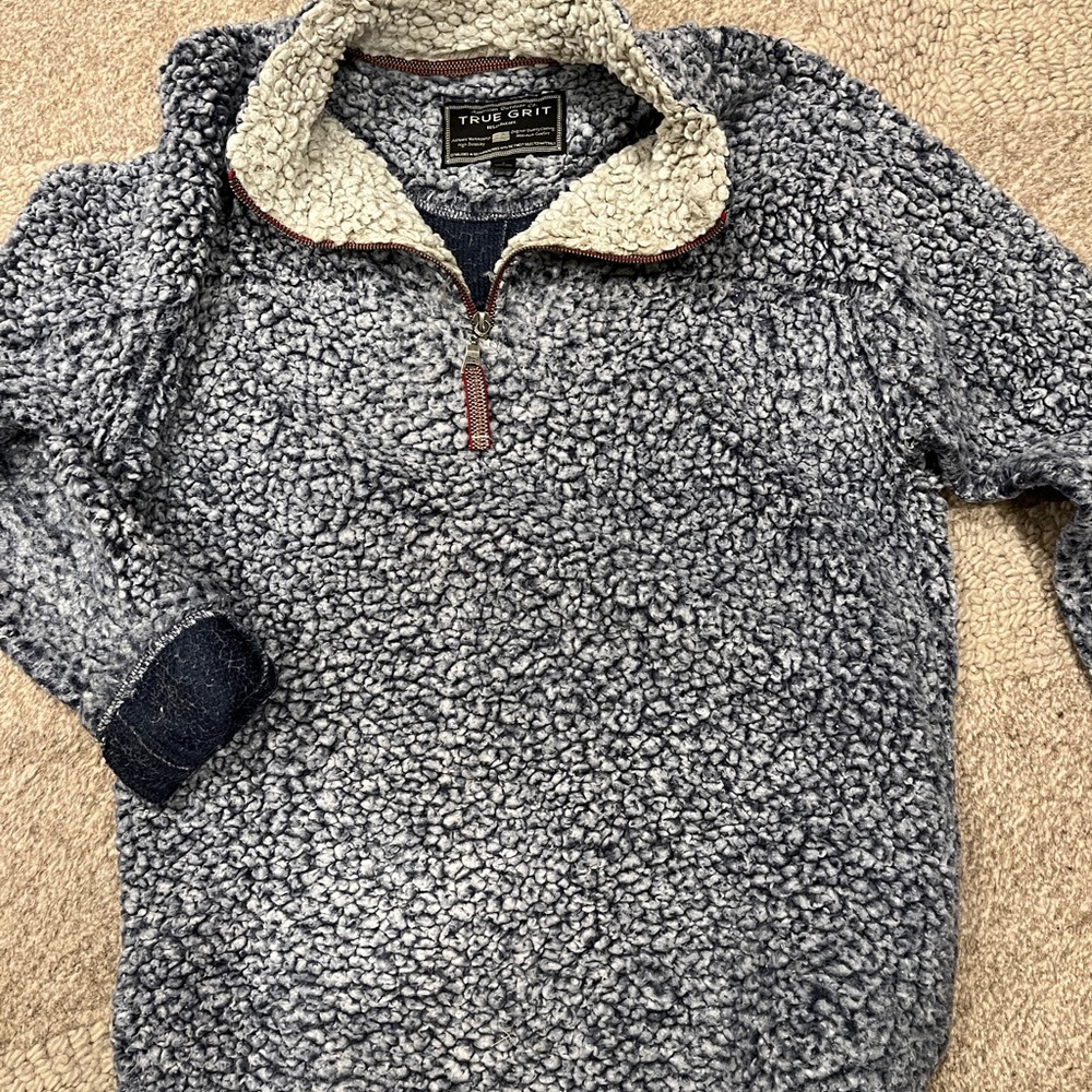 True Grit Women’s Stadium Sherpa Pullover - Size Small - Like New